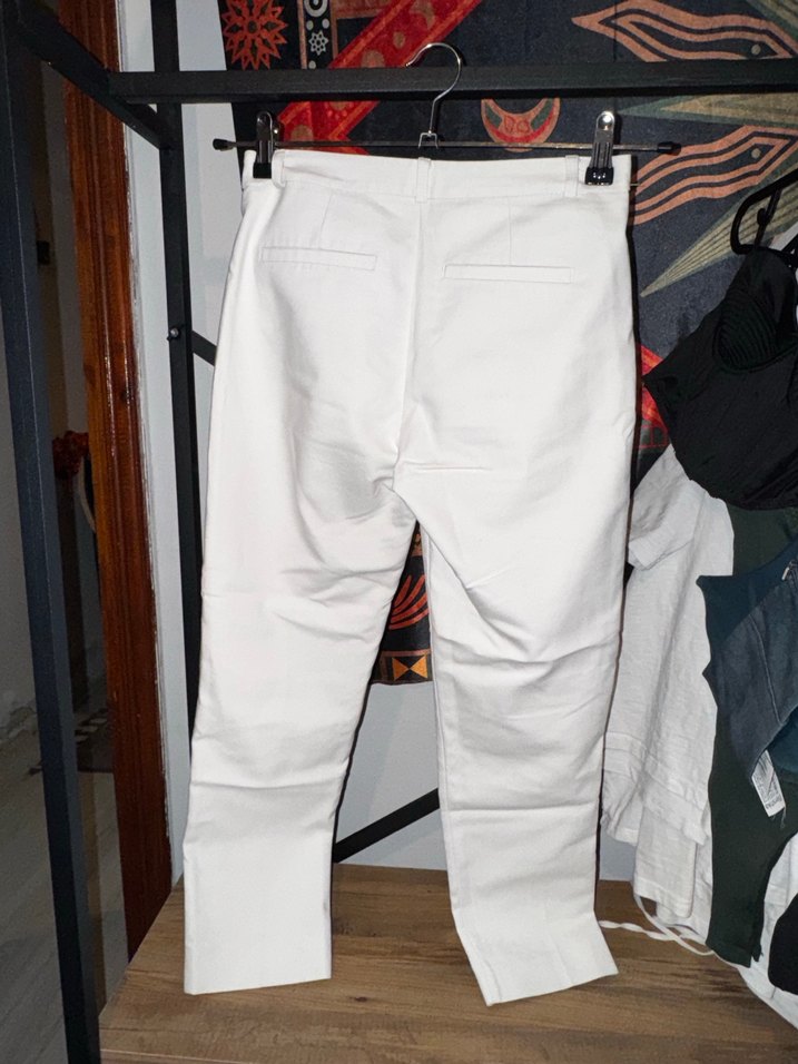 Beyaz Kadın Midi Kumaş Pantolon - Görsel 2