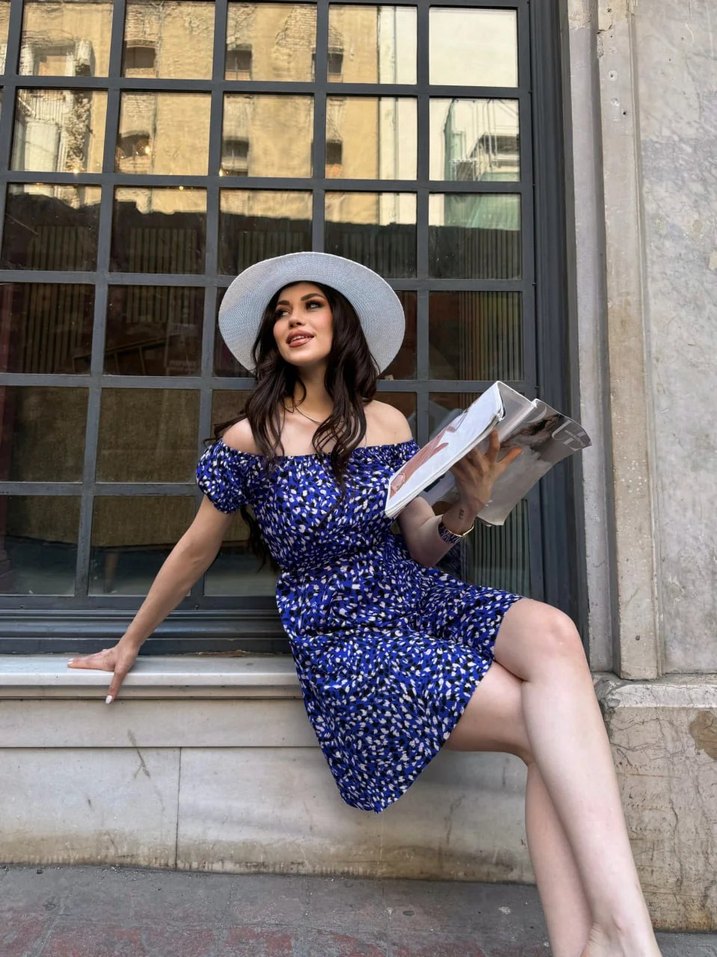 Madonna Yaka Çiçek Desenli Elbise - Görsel 2