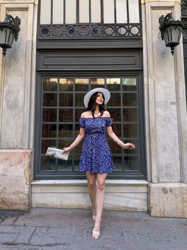 Madonna Yaka Çiçek Desenli Elbise - Görsel 3