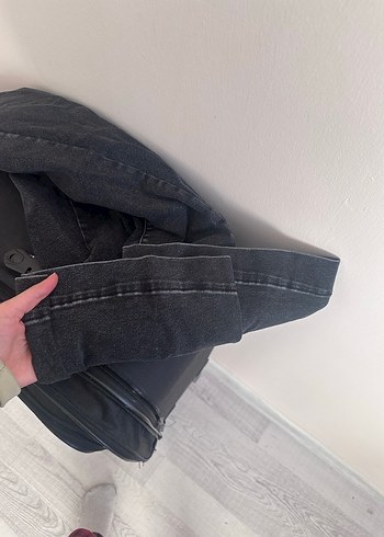 siyah kot - Görsel 3