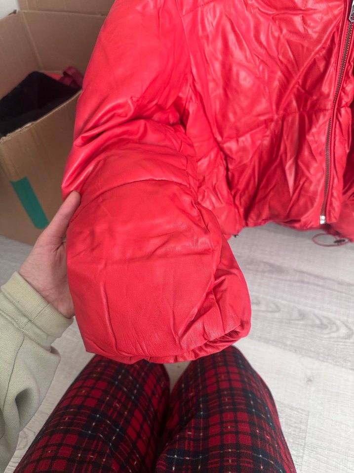 Kırmızı Fermuarlı Kadın Mont - Görsel 3