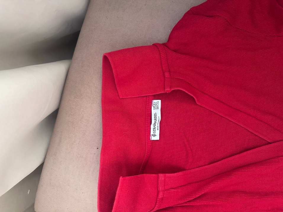 kırmızı stradivarius tişört - Görsel 2