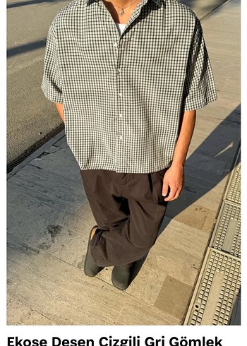 cizgili cropped gomlek - Görsel 3