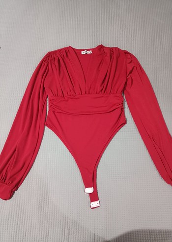 Parlak Kırmızı Pop Kültür Kadın Büyüsü - Görsel 3