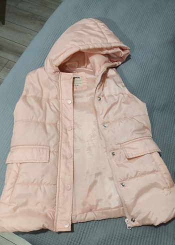 Kız Çocuk Kapüşonlu Düğmeli Pembe Yelek - Görsel 5