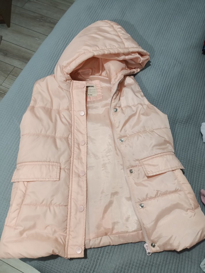 Kız Çocuk Kapüşonlu Düğmeli Pembe Yelek - Görsel 5