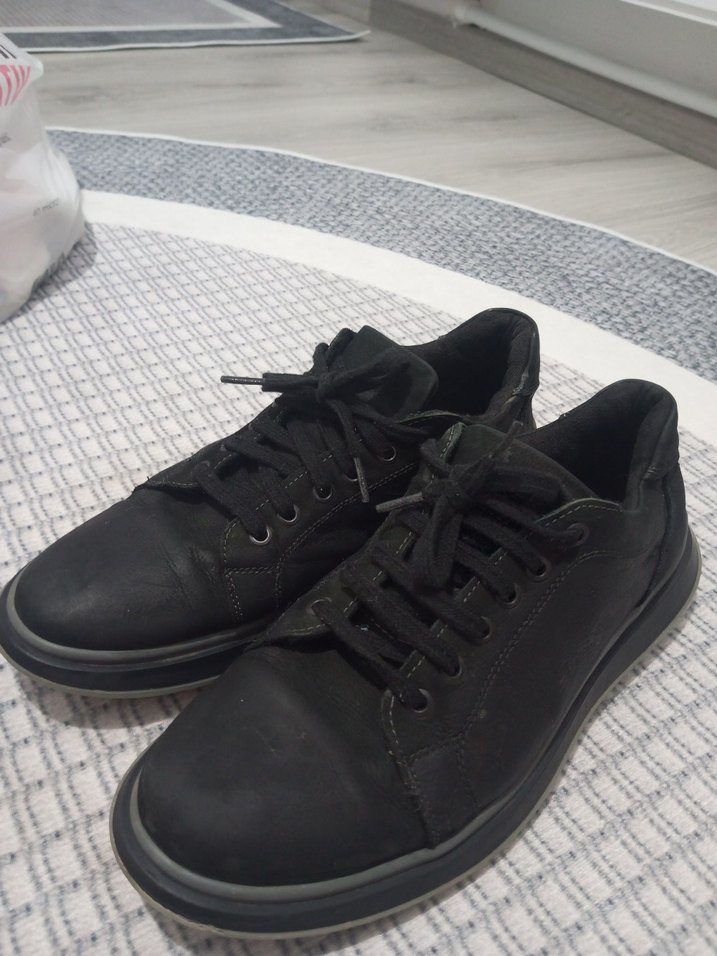 Siyah Bağcıklı Kadın Spor Ayakkabı - Görsel 2