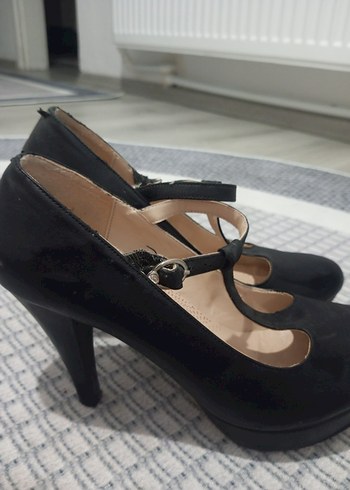 Siyah Yılan Desenli Tokalı Topuklu Kadın Ayakkabı - Görsel 2