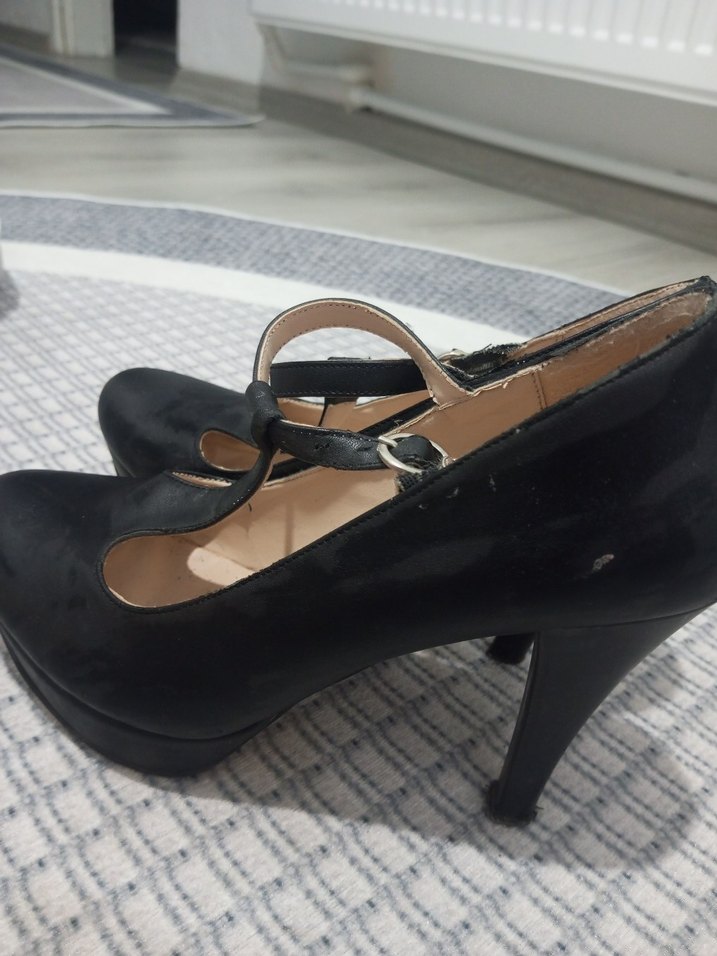 Siyah Yılan Desenli Tokalı Topuklu Kadın Ayakkabı - Görsel 3