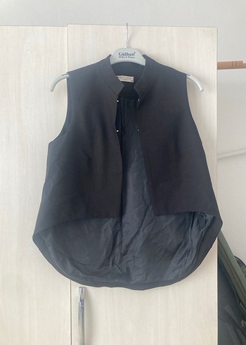 Düğmeli Siyah Kolsuz Midi Yelek