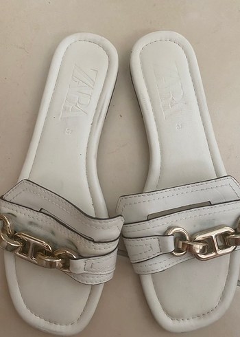 Beyaz Tokalı Kadın Terlik - Görsel 3