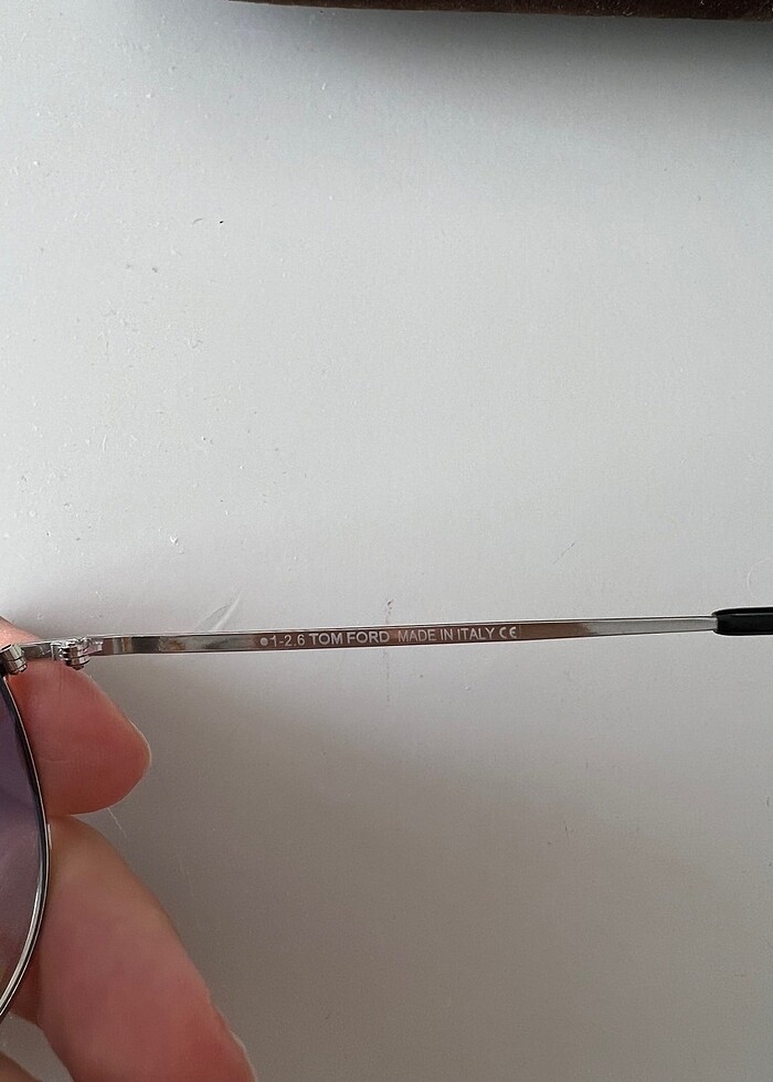 Tom ford orjinal güneş gözlüğü - Görsel 5