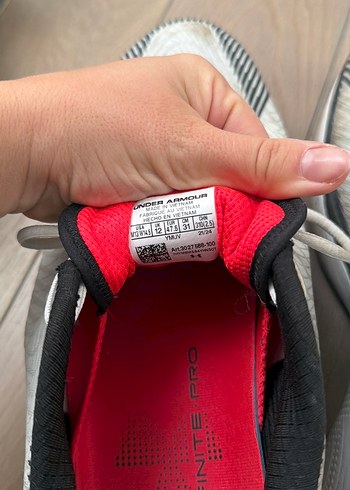 Under Armour Beyaz Erkek Spor Ayakkabı Bağcıkları - Görsel 3