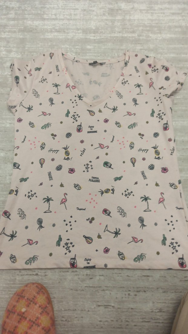 Kız Çocuk Pembe V Yaka Baskılı Tişört - Görsel 2