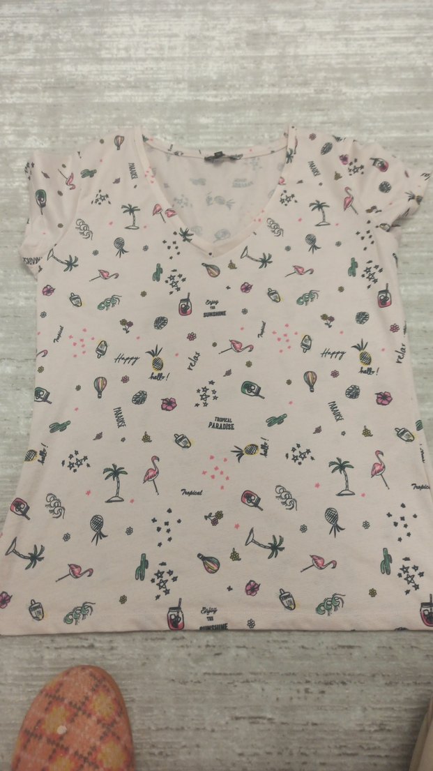 Kız Çocuk Pembe V Yaka Baskılı Tişört - Görsel 3