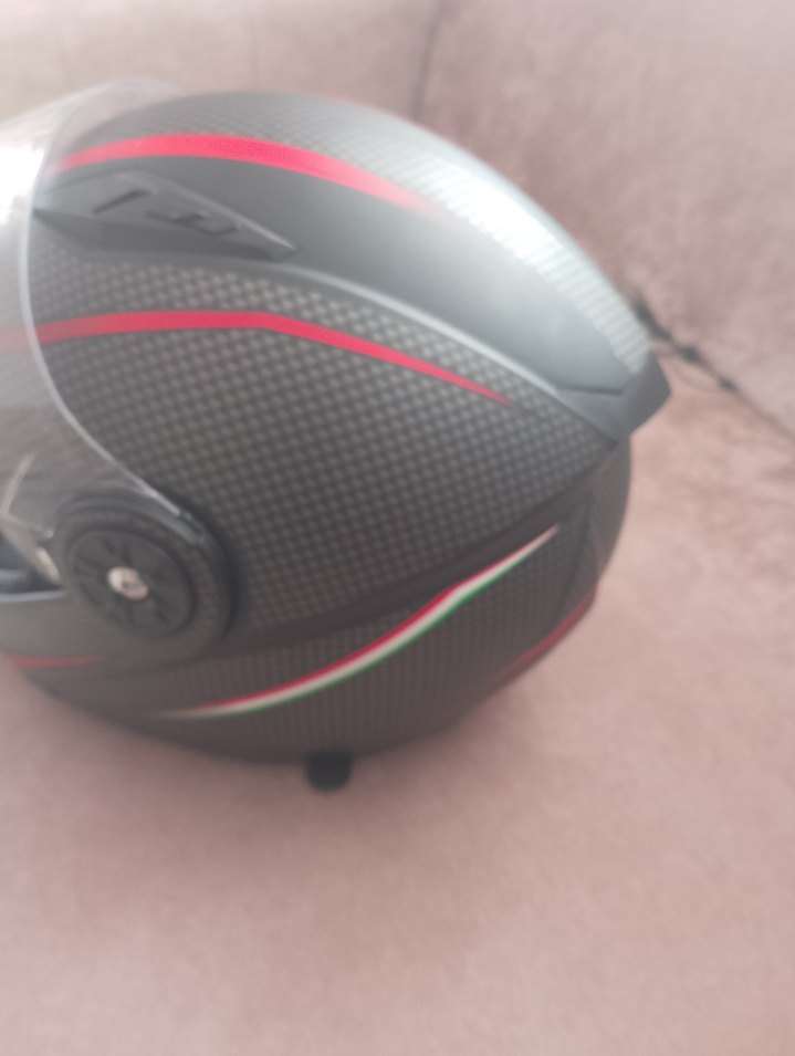 Kırmızı Desenli karbon Motosiklet Kaskı - Görsel 3