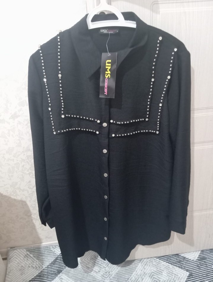 Siyah Düğmeli Uzun Kollu Salaş Tunik - Görsel 4