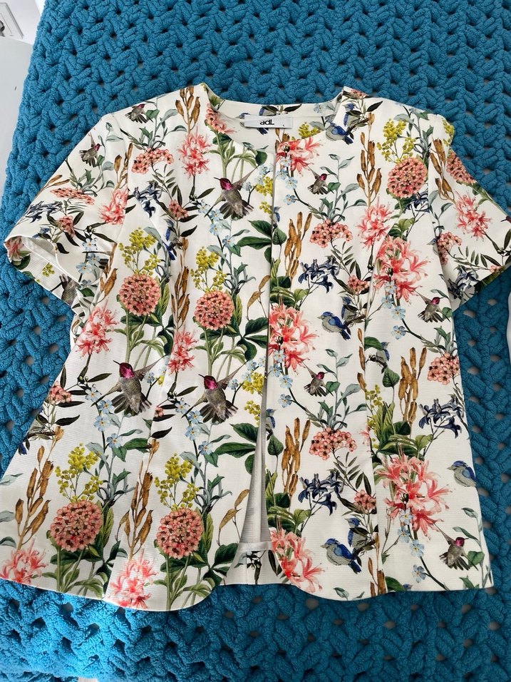 ADL Çiçek Desenli Kısa Ceket - Görsel 3