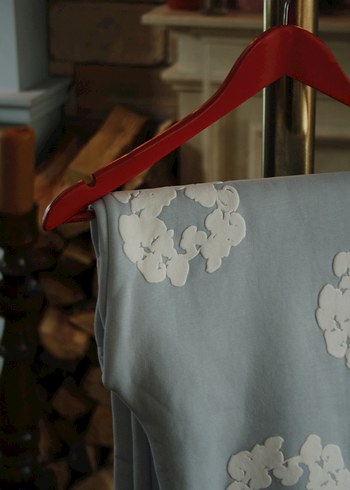 Unisex Beyaz Desenli Gri Eşofman - Görsel 4