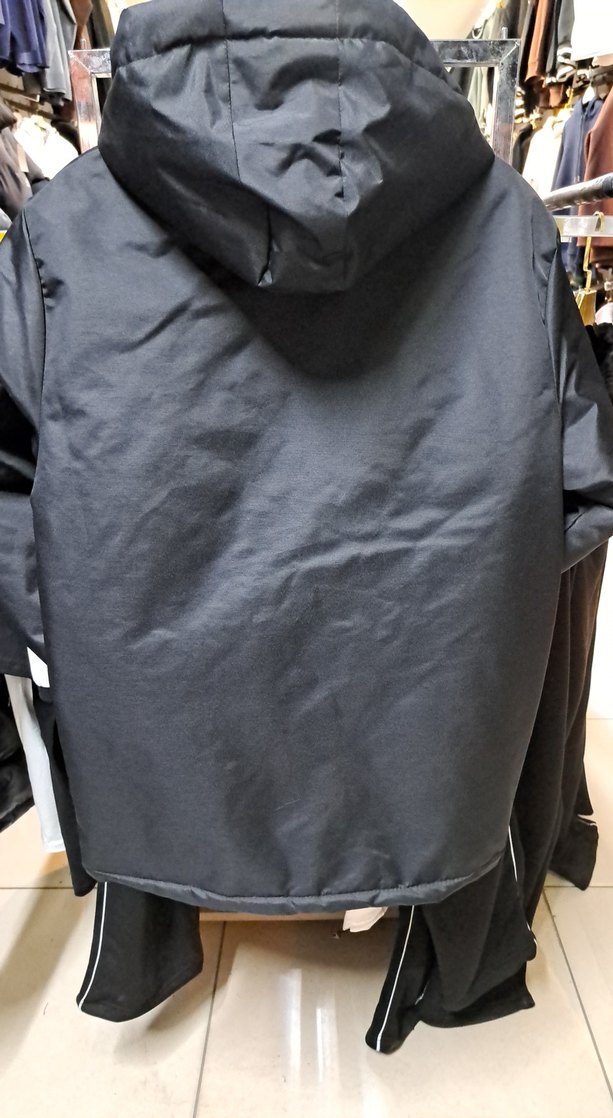 Columbia Siyah Kapüşonlu Erkek Mont bedenleri vardır - Görsel 4