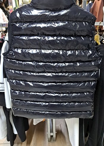 Erkek Siyah Kısa Parlak Şişme Yelek bedenleri vardır - Görsel 4