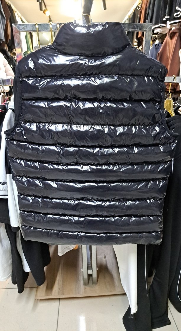 Erkek Siyah Kısa Parlak Şişme Yelek bedenleri vardır - Görsel 4