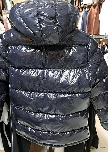 Erkek Siyah Parlak Kısa Mont bedenleri vardır - Görsel 3