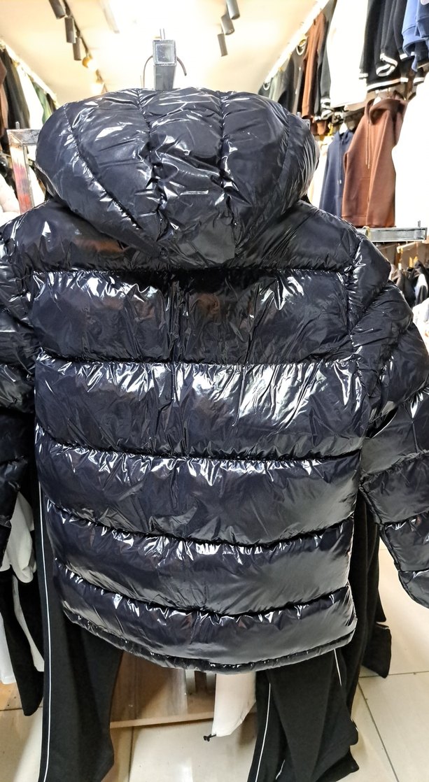 Erkek Siyah Parlak Kısa Mont bedenleri vardır - Görsel 3