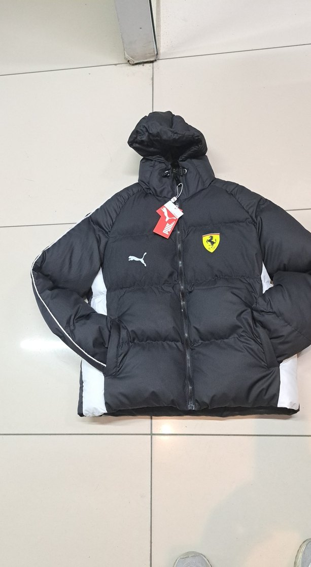 Siyah Kapüşonlu Puf Mont - Görsel 2