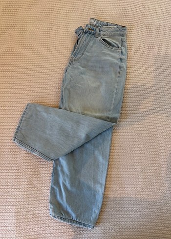 Bershka Acik Mavi Rahat Kesim Denim Jean