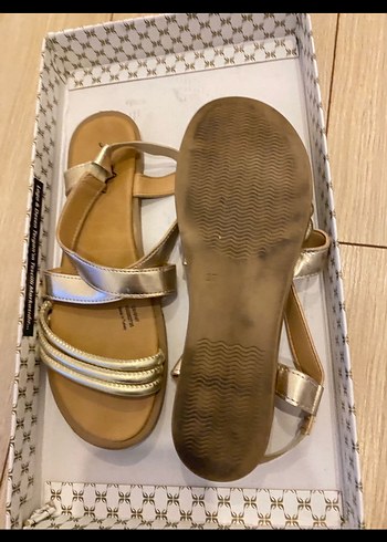 Kadın Altın Renkli Dolgu Topuklu Sandalet - Görsel 2