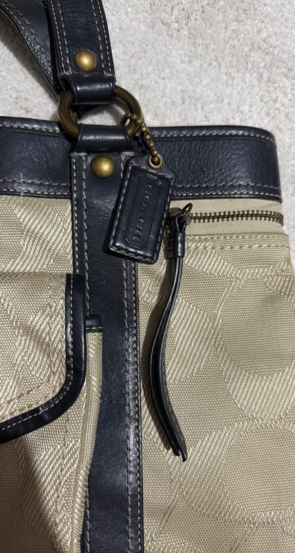 Coach Klasik Desenli Bej Deri Kadın Çanta - Görsel 2