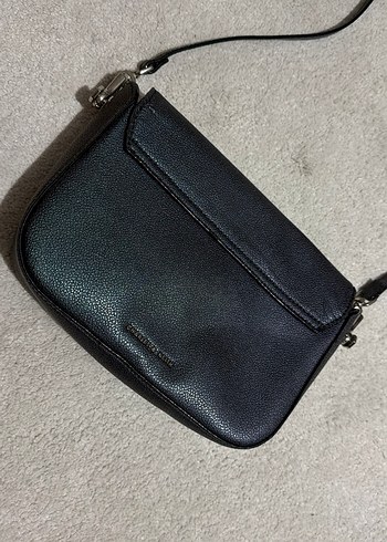 Kemer Tokalı parlak Deri Kadın Çanta - Görsel 4