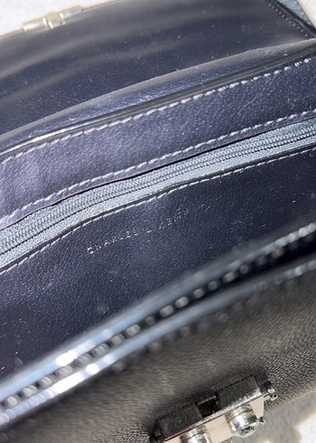 Kemer Tokalı parlak Deri Kadın Çanta - Görsel 3