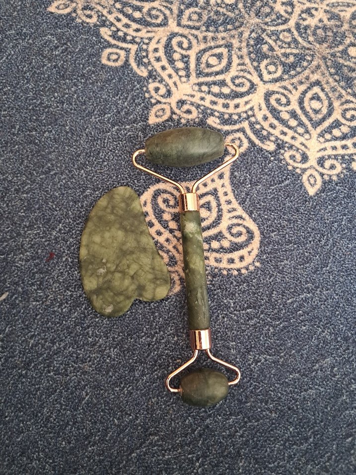 Doğal Yeşim Taşı Yüz Masaj Aleti ve Guasha - Görsel 2