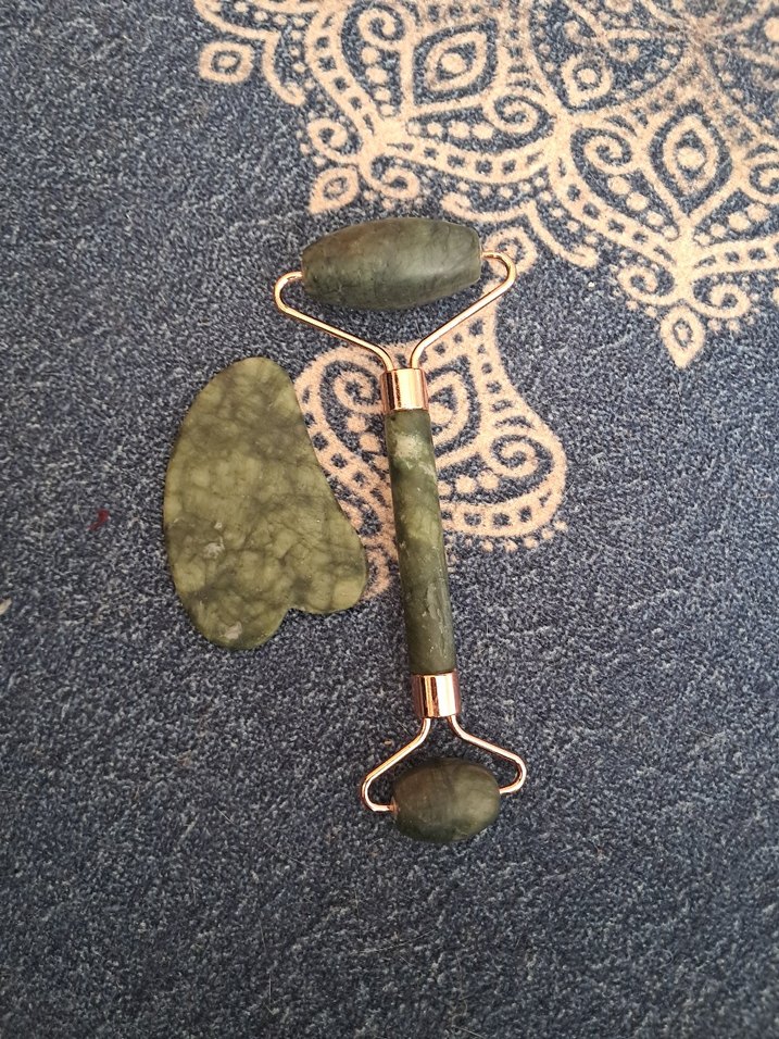 Doğal Yeşim Taşı Yüz Masaj Aleti ve Guasha - Görsel 3