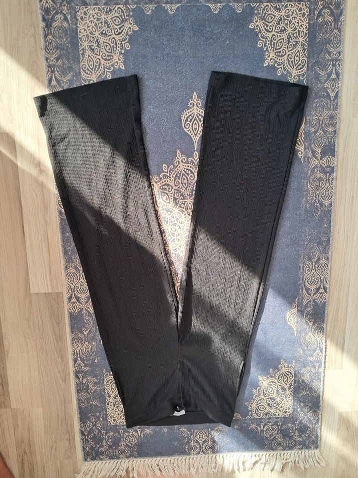 Siyah Pilili Kadın Kumaş Pantolon - Görsel 2