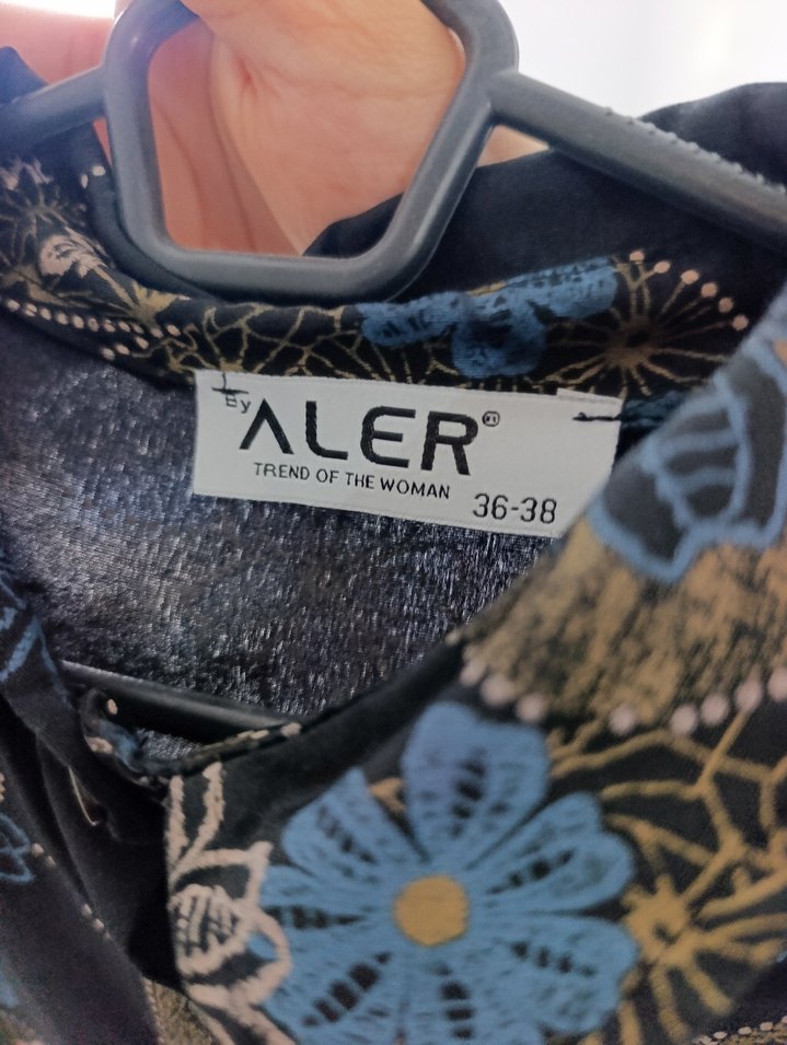 Çiçek Desenli Uzun Kollu Gömlek - Görsel 3