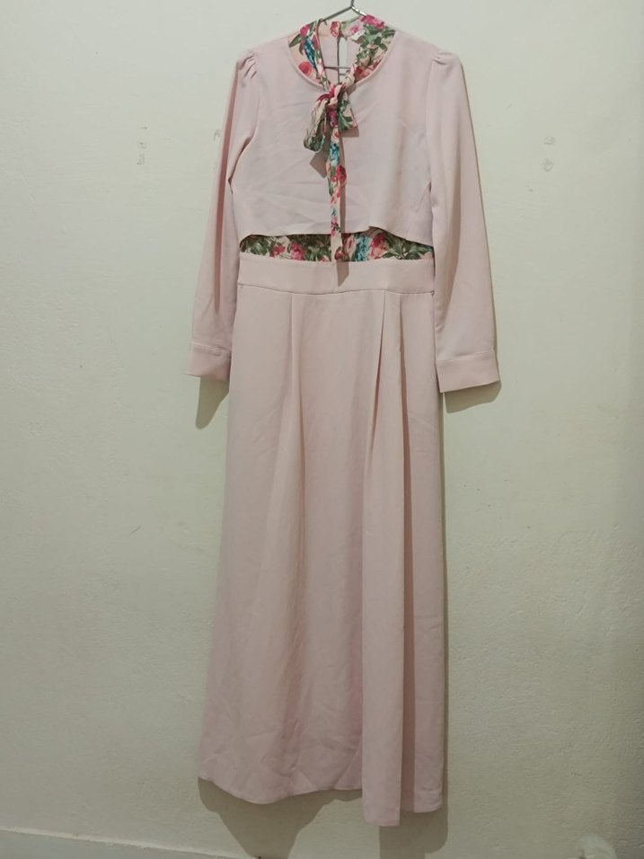 Pembe Uzun Kollu Fırfırlı Kadın Elbise - Görsel 3