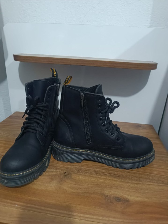 Nakışlı Siyah Yüksek Topuklu Punk Botlar - Görsel 2