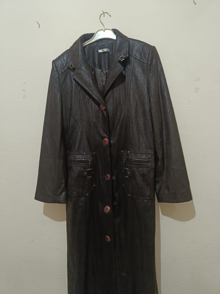 Düğmeli Uzun Kahverengi Deri Kadın Kaban - Görsel 3