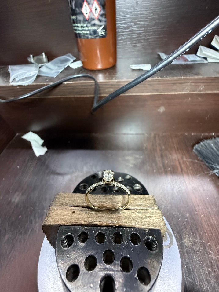 14K Altın Oval Tektaş Yüzük - Görsel 4