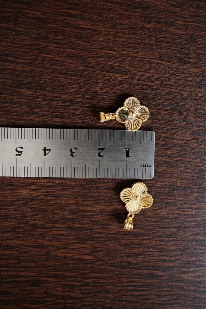 14K Altın Yonca Kolye Ucu - Görsel 3