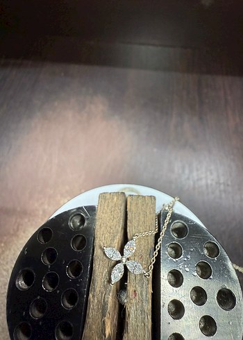 14K Altın 4 Yaprak Markiz Kesim Kolye - Görsel 2