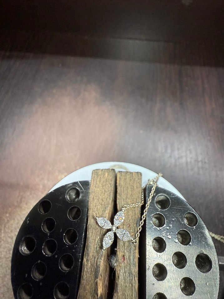 14K Altın 4 Yaprak Markiz Kesim Kolye - Görsel 2