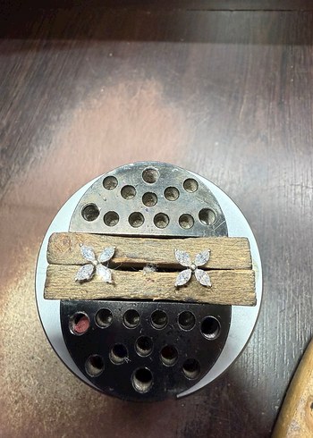 14K Altın Markiz Taşlı 4 Yaprak Küpe - Görsel 2