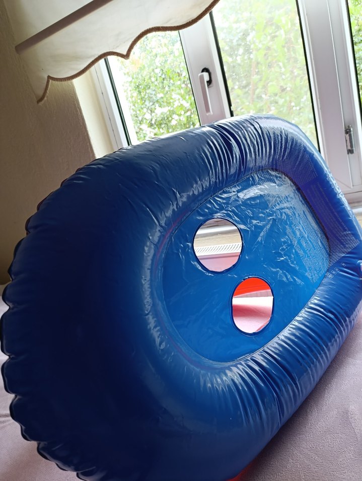 Gölgelikli bebek simidi ve deniz ayakkabısı - Görsel 3