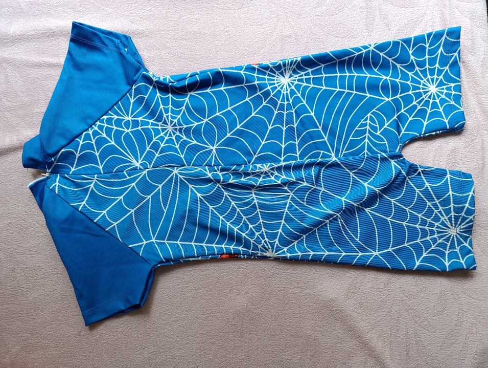 Spider-Man yarım kollu fermuarlı mayo - Görsel 3