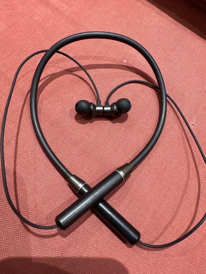 Lenovo Siyah Kablosuz + Kablolu Kulaklık - Görsel 2