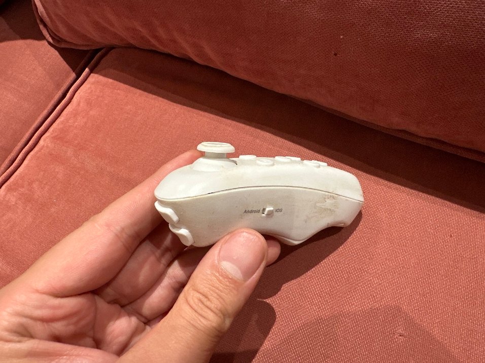 Beyaz Mini Oyun Kumandası - Görsel 2